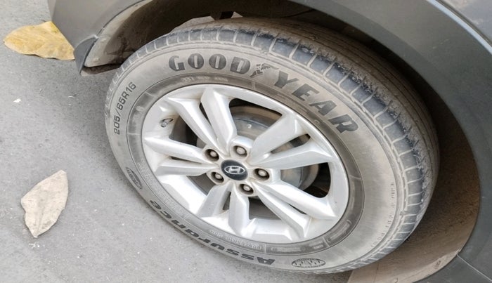 2016 Hyundai Creta SX PLUS 1.6 PETROL, Petrol, Manual, 84,133 km, tyre