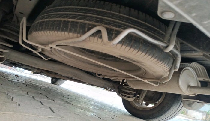 2015 Honda Mobilio 1.5L I-VTEC V, Petrol, Manual, 1,00,061 km, tyre