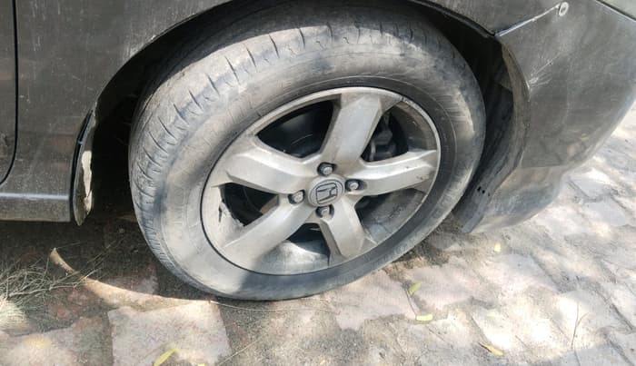 2011 Honda City 1.5L I-VTEC V AT, CNG, Automatic, 1,42,044 km, tyre