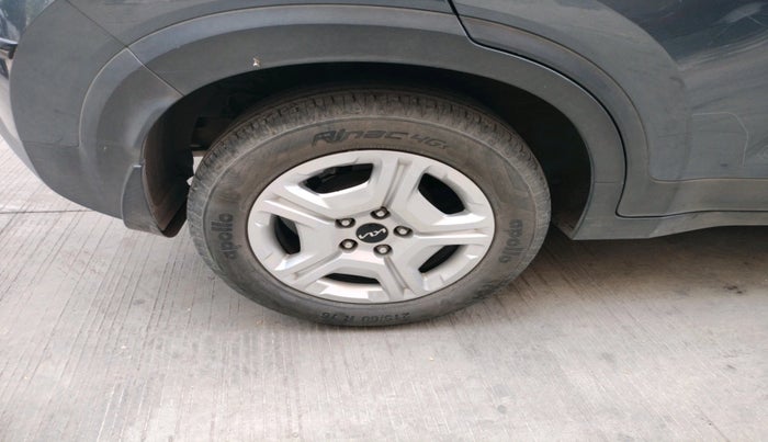 2021 KIA SONET HTK PLUS 1.0 IMT, Petrol, Manual, 17,446 km, tyre