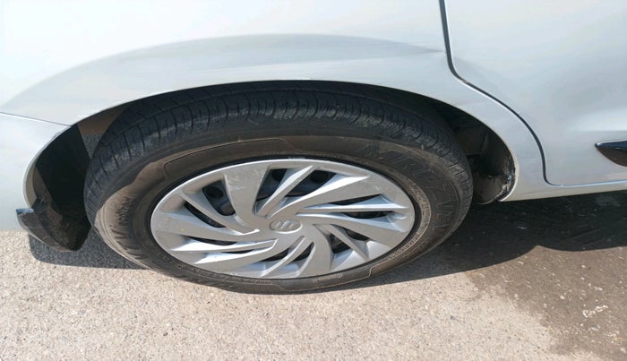 2021 Maruti Ertiga VXI CNG, CNG, Manual, 66,811 km, tyre