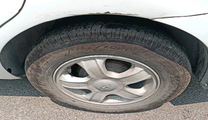 2010 Hyundai Verna TRANSFORM 1.5 SX CRDI, Diesel, Manual, 94,748 km, tyre