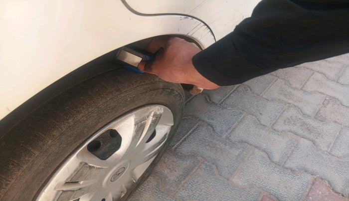 2011 Maruti Wagon R 1.0 VXI, Petrol, Manual, 1,25,352 km, tyre