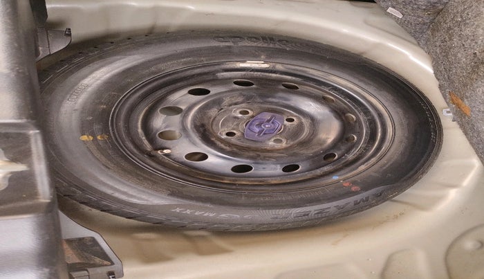 2019 Maruti Swift VXI, Petrol, Manual, 85,131 km, tyre