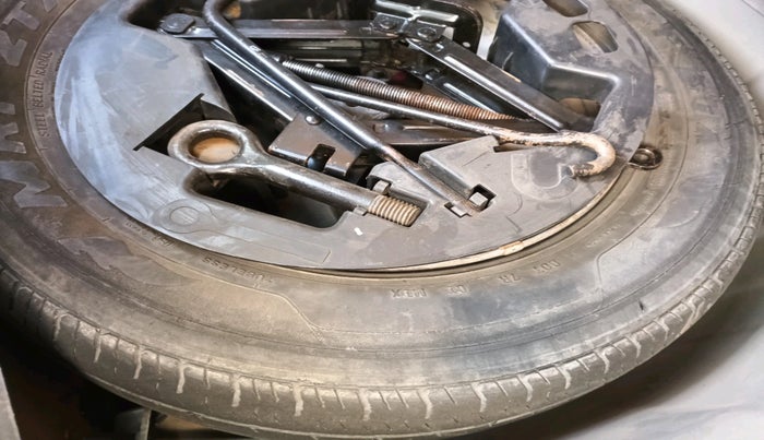 2011 Hyundai i10 MAGNA 1.2, Petrol, Manual, 94,188 km, tyre