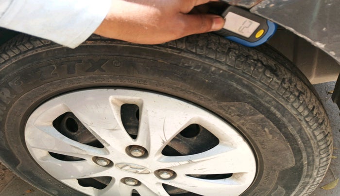 2011 Hyundai i10 MAGNA 1.2, Petrol, Manual, 94,188 km, tyre