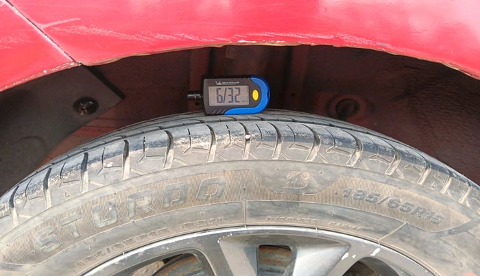 2018 Hyundai Elite i20 ASTA 1.2, Petrol, Manual, 1,55,553 km, tyre