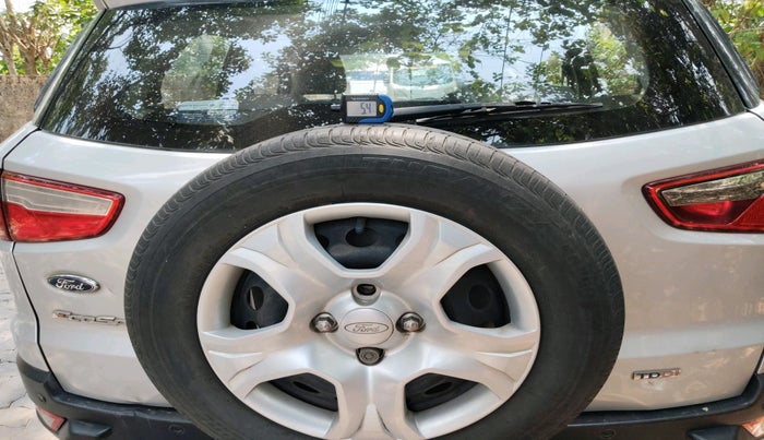 2016 Ford Ecosport TREND 1.5L DIESEL, Diesel, Manual, 1,28,138 km, tyre