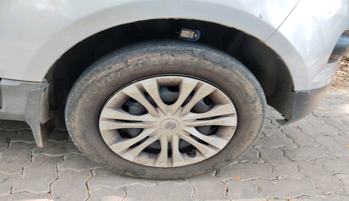 2016 Ford Ecosport TREND 1.5L DIESEL, Diesel, Manual, 1,28,138 km, tyre