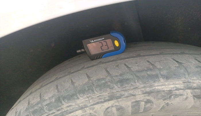 2016 Ford Ecosport TREND+ 1.5L DIESEL, Diesel, Manual, 1,30,552 km, tyre