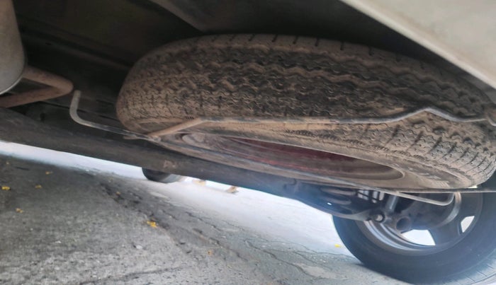 2022 Renault TRIBER RXZ, Petrol, Manual, 1,28,942 km, tyre