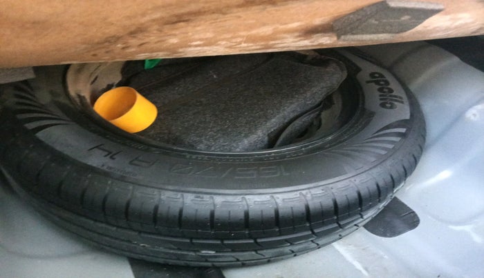 2022 Hyundai AURA SX 1.2 CNG, CNG, Manual, 45,579 km, tyre