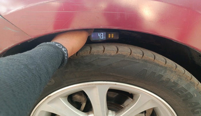 2013 Hyundai Grand i10 ASTA 1.1 CRDI, Diesel, Manual, 1,53,202 km, tyre