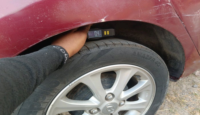 2013 Hyundai Grand i10 ASTA 1.1 CRDI, Diesel, Manual, 1,53,202 km, tyre