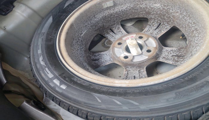 2010 Hyundai i20 ASTA 1.2, Petrol, Manual, 49,200 km, tyre