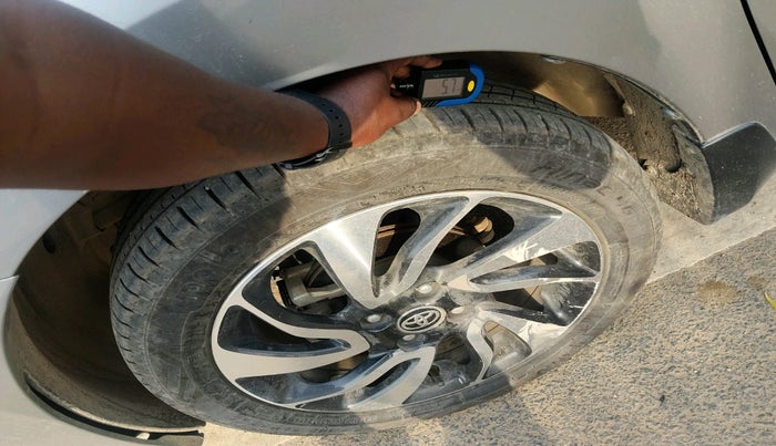 2021 Toyota Glanza G, Petrol, Manual, 95,560 km, tyre