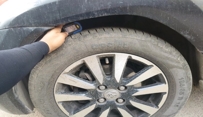 2015 Toyota Etios CROSS 1.2 G, Petrol, Manual, 77,889 km, tyre