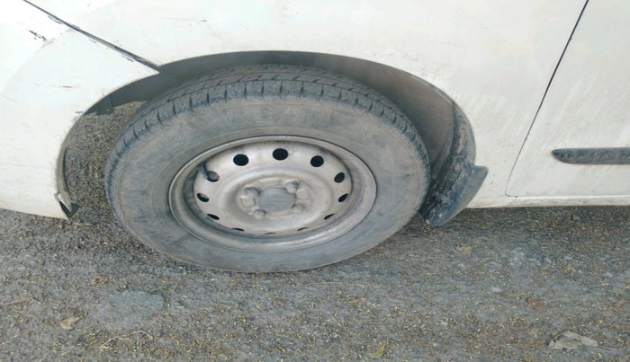 2013 Maruti Wagon R 1.0 LXI, Petrol, Manual, 1,17,077 km, tyre