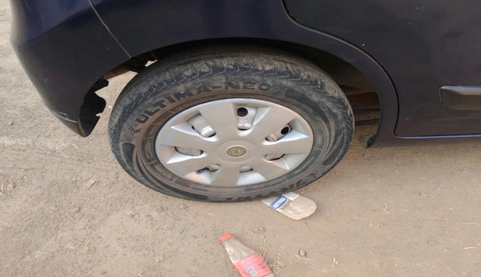 2017 Maruti Wagon R 1.0 LXI CNG, CNG, Manual, 87,349 km, tyre