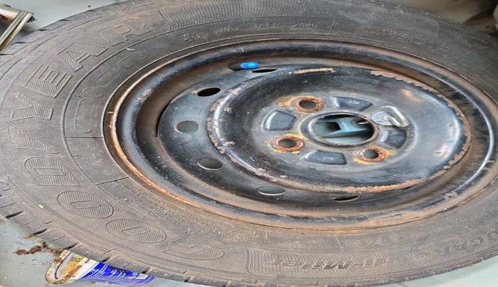 2012 Maruti Alto 800 LXI, Petrol, Manual, 75,513 km, tyre