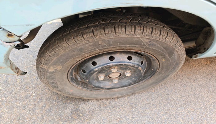 2012 Maruti Alto 800 LXI, Petrol, Manual, 75,513 km, tyre