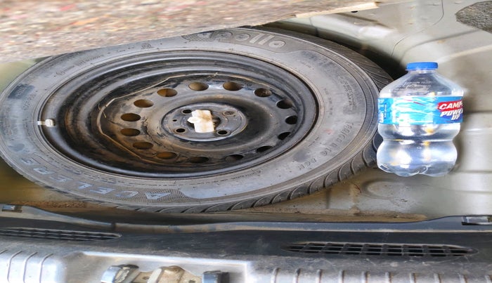 2013 Hyundai i20 SPORTZ 1.2, Petrol, Manual, 1,01,210 km, tyre