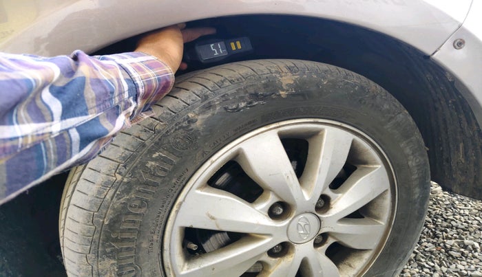 2013 Hyundai i20 SPORTZ 1.2, Petrol, Manual, 1,01,210 km, tyre