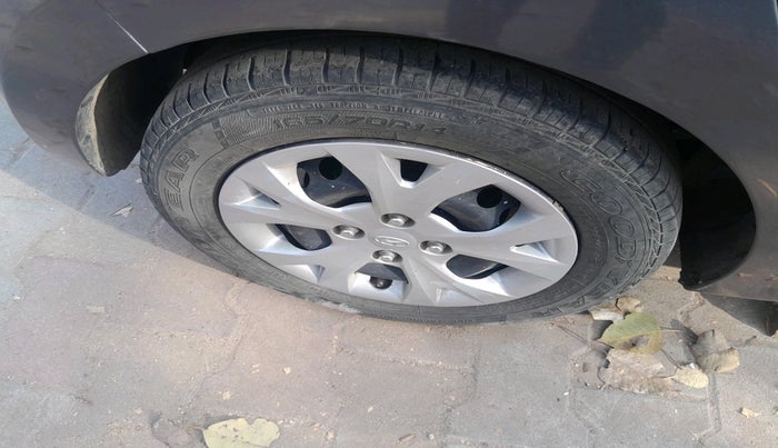 2016 Hyundai Grand i10 MAGNA 1.2 KAPPA VTVT, CNG, Manual, 79,351 km, tyre