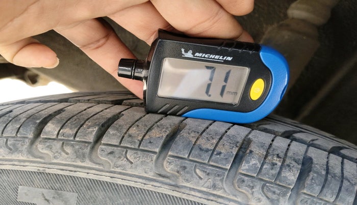 2016 Renault Kwid RXT 0.8, Petrol, Manual, 78,661 km, tyre