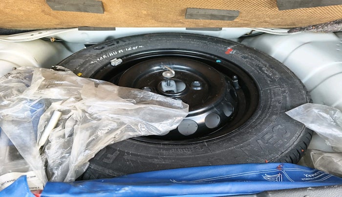 2021 Maruti Alto VXI, Petrol, Manual, 24,536 km, tyre