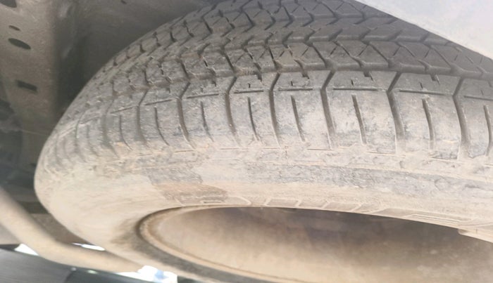 2012 Mahindra XUV500 W8, Diesel, Manual, 1,50,438 km, tyre