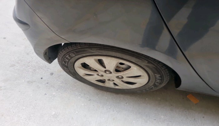 2011 Hyundai i10 ERA 1.1, CNG, Manual, 99,215 km, tyre