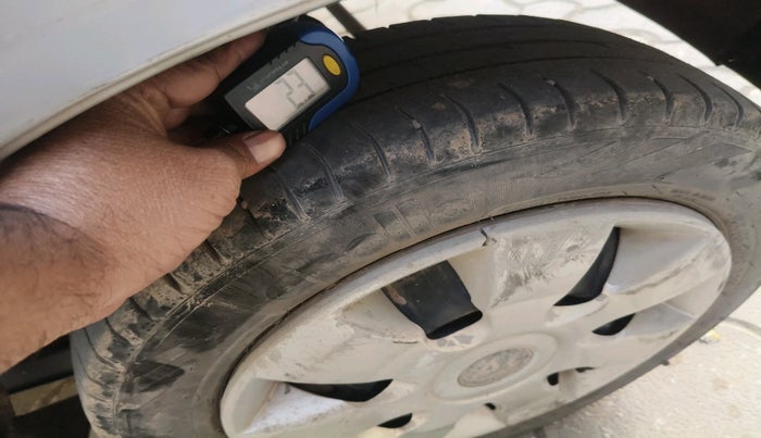 2011 Maruti Alto K10 VXI, Petrol, Manual, 1,75,576 km, tyre