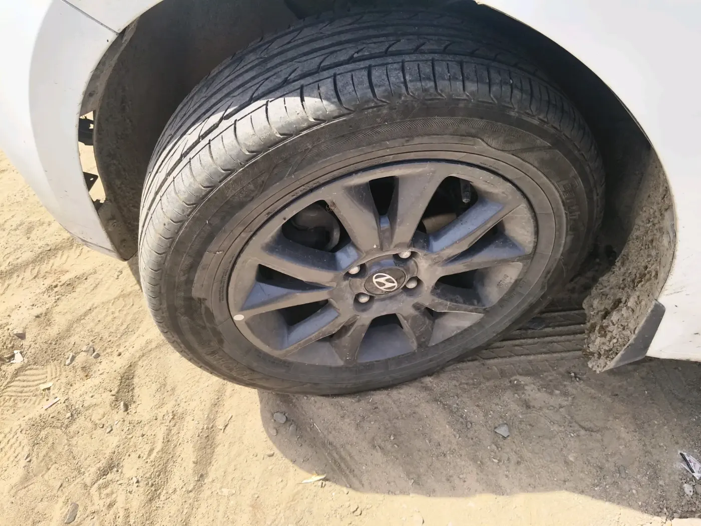 2018 Hyundai Elite i20 ASTA 1.4 CRDI, Diesel, Manual, 1,03,928 km, tyre