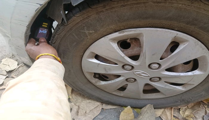 2011 Hyundai i10 SPORTZ 1.2 AT, Petrol, Automatic, 75,782 km, tyre