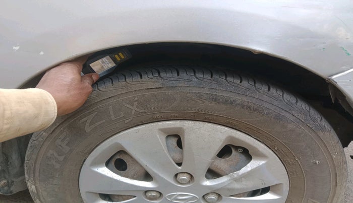 2011 Hyundai i10 SPORTZ 1.2 AT, Petrol, Automatic, 75,782 km, tyre