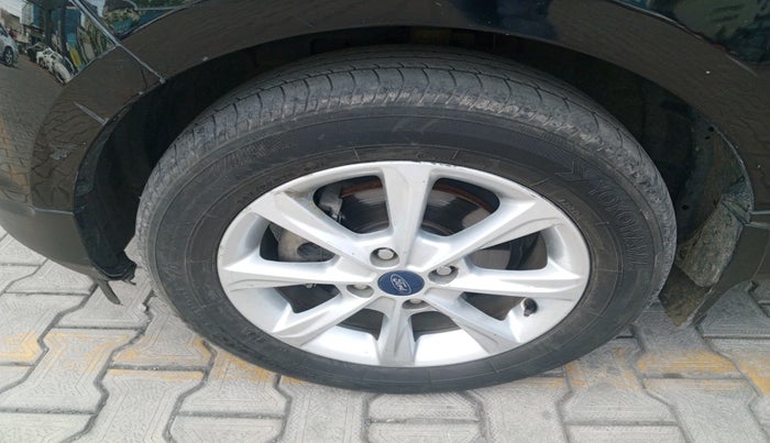 2018 Ford Ecosport TITANIUM 1.5L DIESEL, Diesel, Manual, 1,23,839 km, tyre