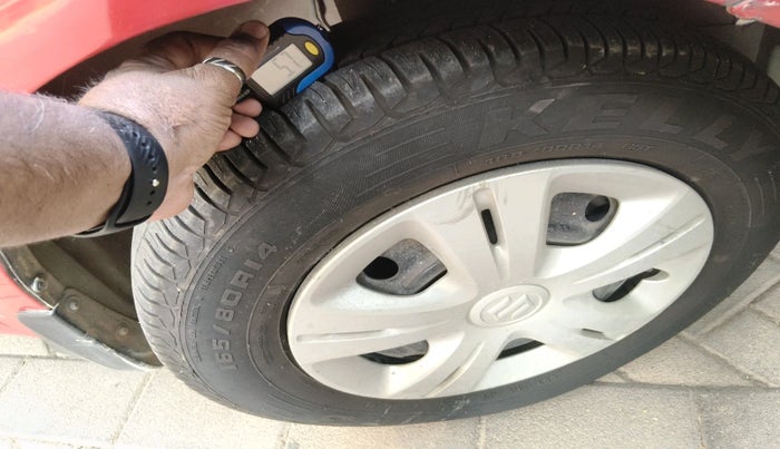 2010 Maruti Swift VXI, Petrol, Manual, 91,473 km, tyre