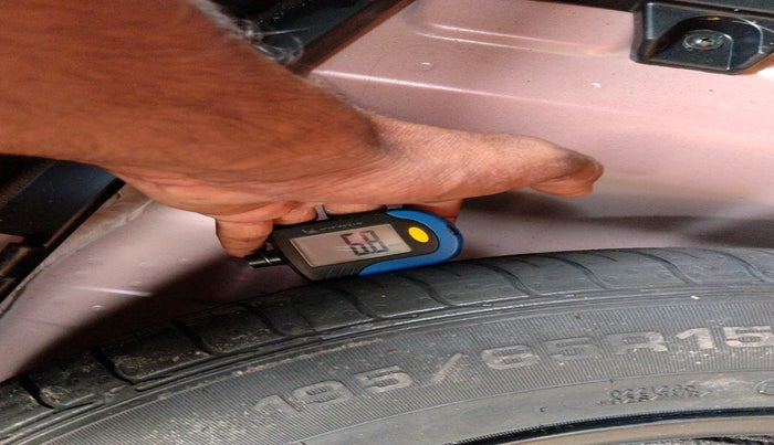 2023 KIA SONET HTK PLUS 1.0 IMT, Petrol, Manual, 11,793 km, tyre