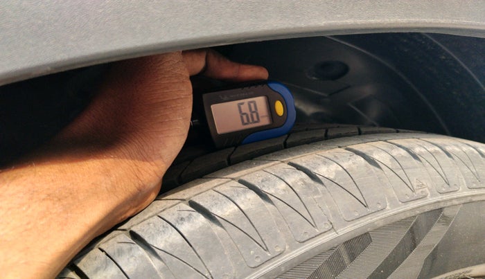 2023 KIA SONET HTK PLUS 1.0 IMT, Petrol, Manual, 11,793 km, tyre