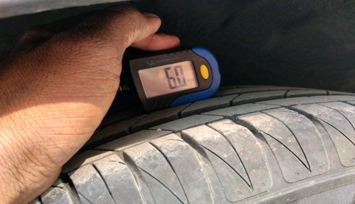 2023 KIA SONET HTK PLUS 1.0 IMT, Petrol, Manual, 11,793 km, tyre