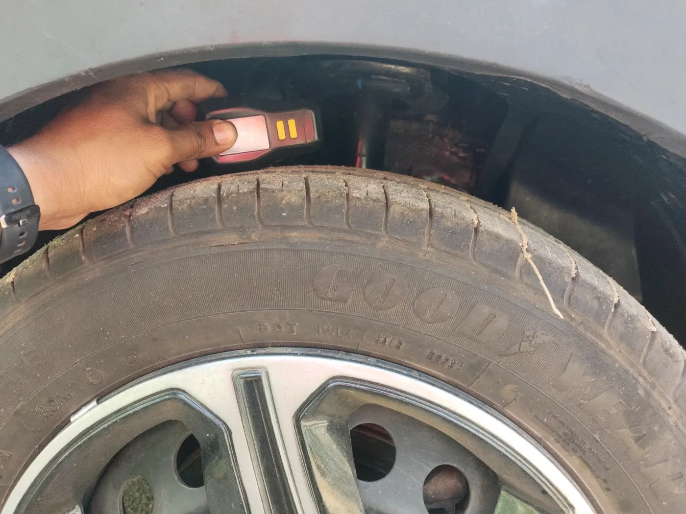 2023 Tata NEXON XM SUNROOF PETROL, Petrol, Manual, 56,858 km, tyre