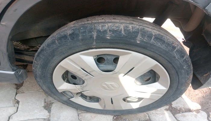 2013 Maruti Wagon R Stingray VXI, Petrol, Manual, 71,422 km, tyre