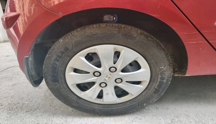 2011 Hyundai i10 SPORTZ 1.2, Petrol, Manual, 38,273 km, tyre