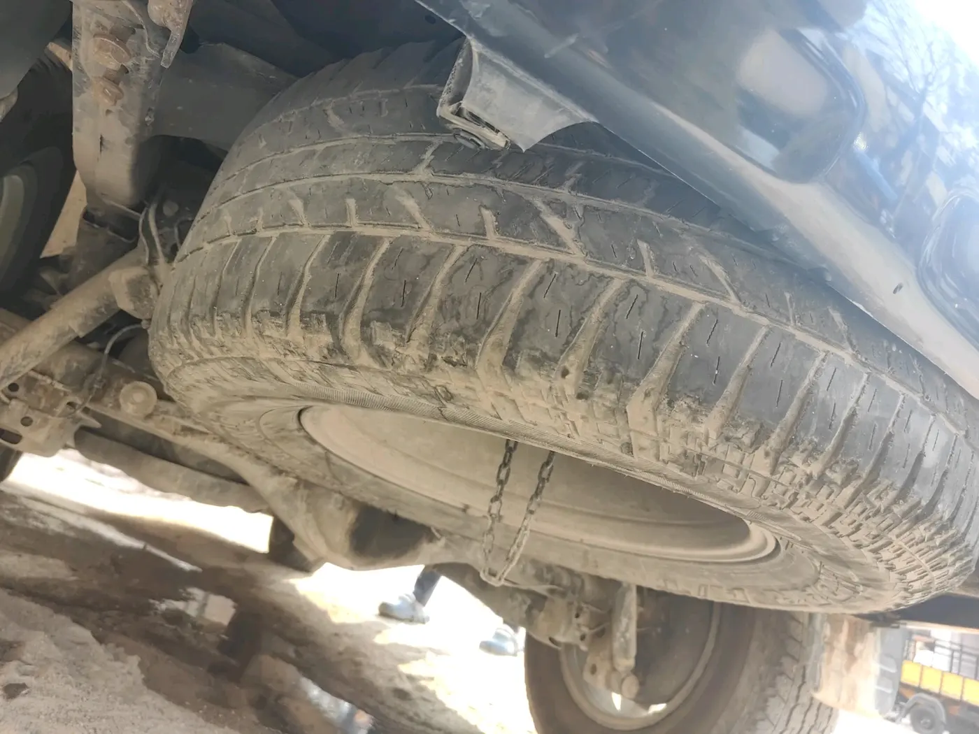 2012 Toyota Fortuner 3.0 4X2 AT, Diesel, Automatic, 1,44,759 km, tyre