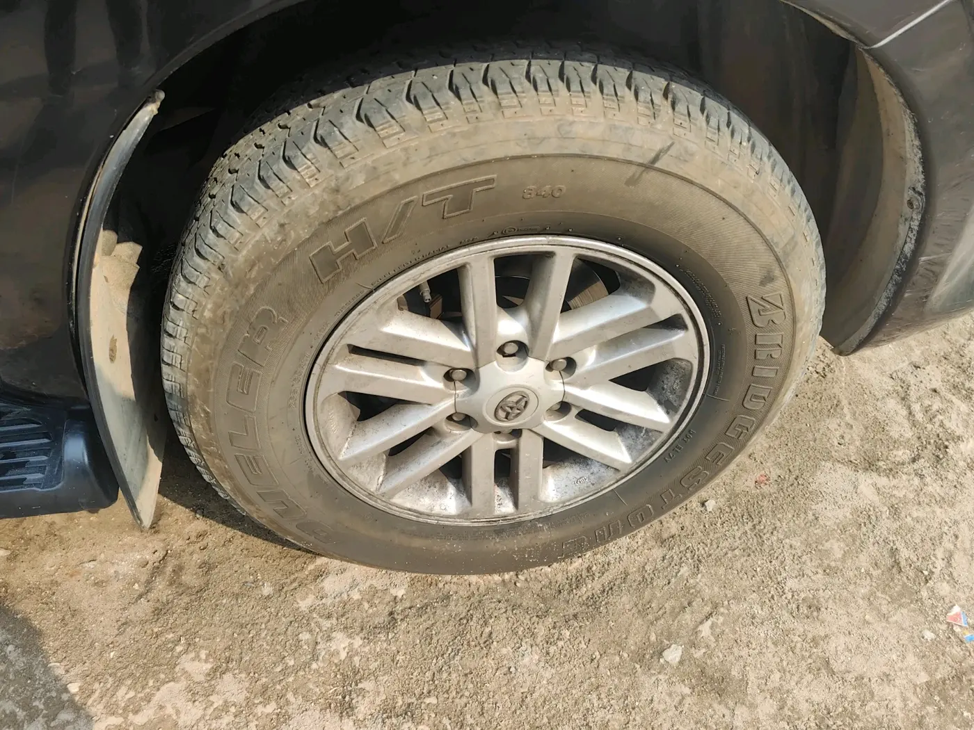 2012 Toyota Fortuner 3.0 4X2 AT, Diesel, Automatic, 1,44,759 km, tyre