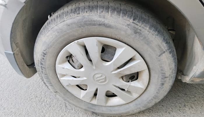 2014 Maruti Swift Dzire VDI, Diesel, Manual, 91,466 km, tyre