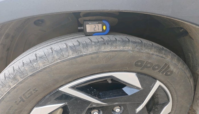 2024 KIA SONET HTK (O) 1.5 Diesel MT, Diesel, Manual, 75,994 km, tyre