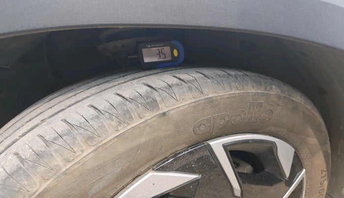 2024 KIA SONET HTK (O) 1.5 Diesel MT, Diesel, Manual, 75,994 km, tyre