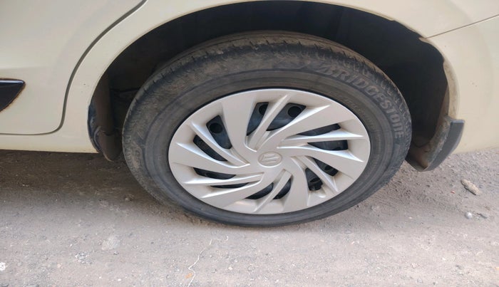 2022 Maruti Ertiga VXI CNG, CNG, Manual, 62,384 km, tyre